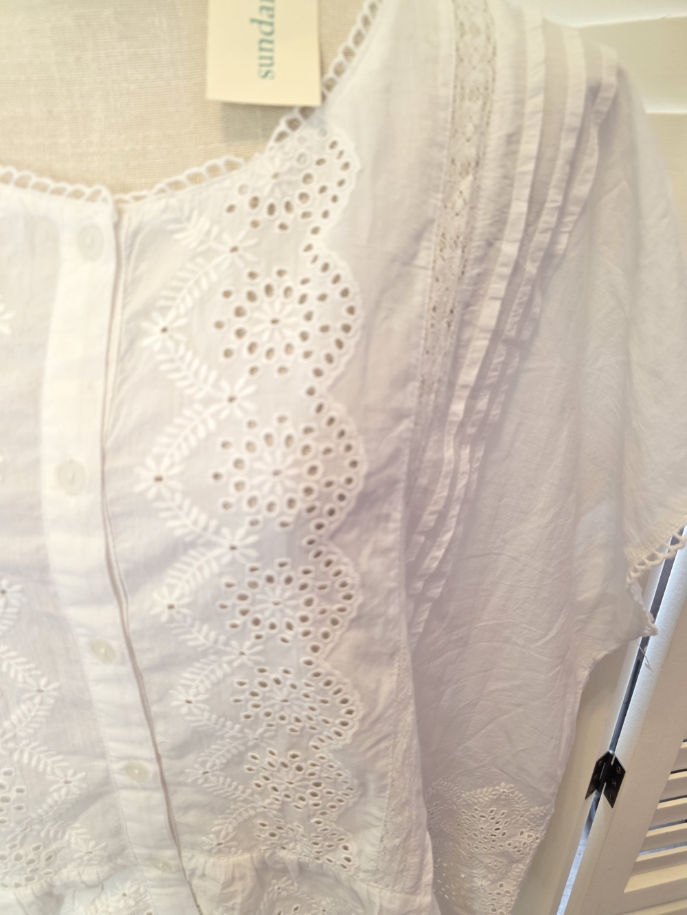 Sundance White Eyelet Cotton Button-Down Blouse 2XL 1498 P2P 29 - Picture 3 of 6